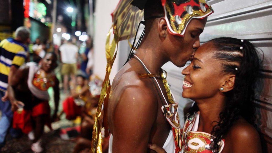 Carnaval Solteiro(a) ou Namorando(a)